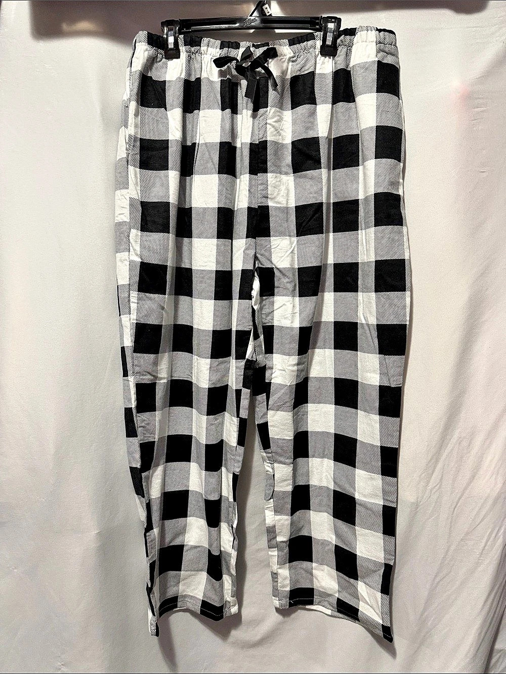 ENJOYNIGHT Checkered Lounge Pants in Black & White Size XXL